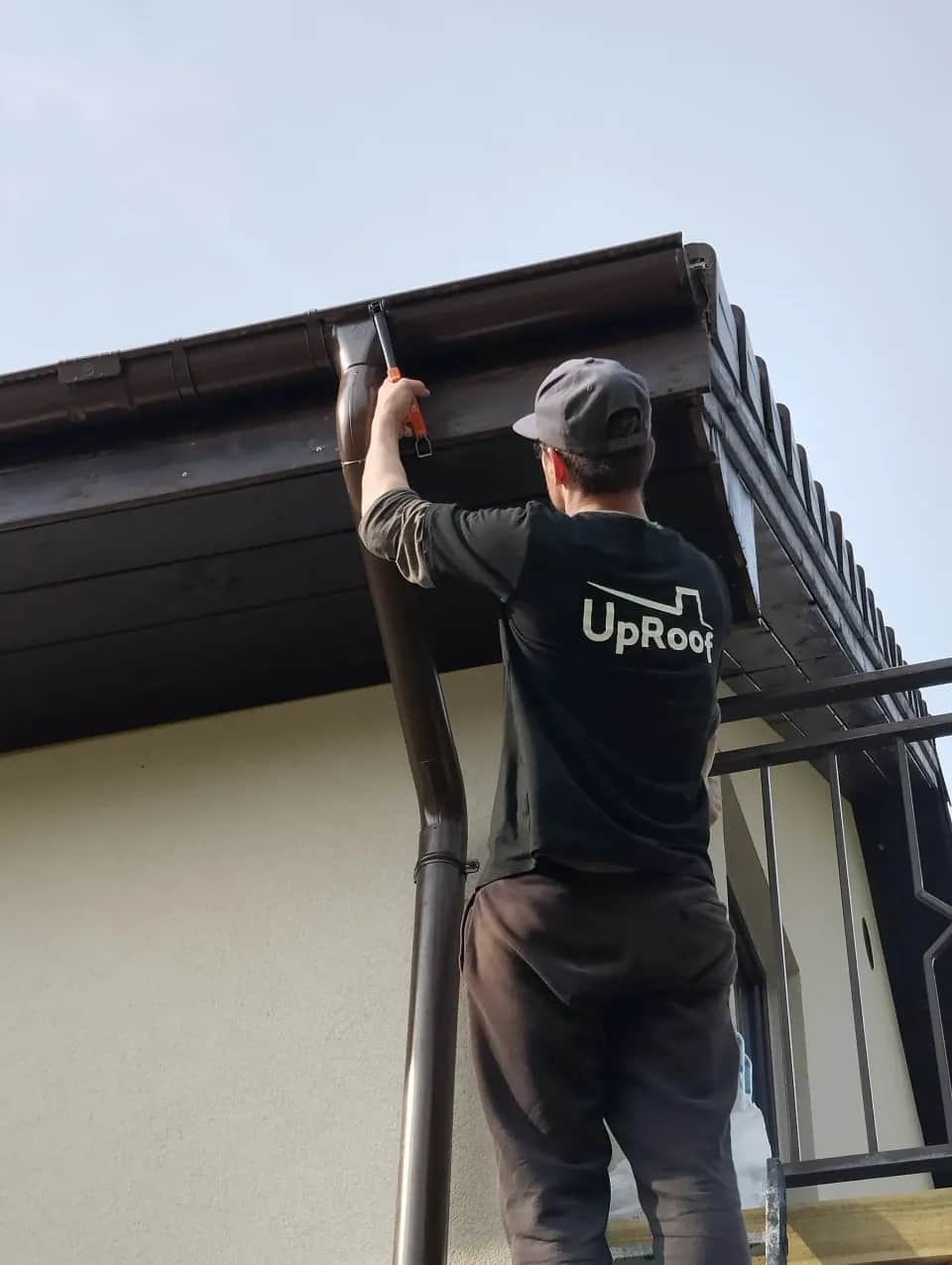 GUTTER SYSTEM INSTALLATION