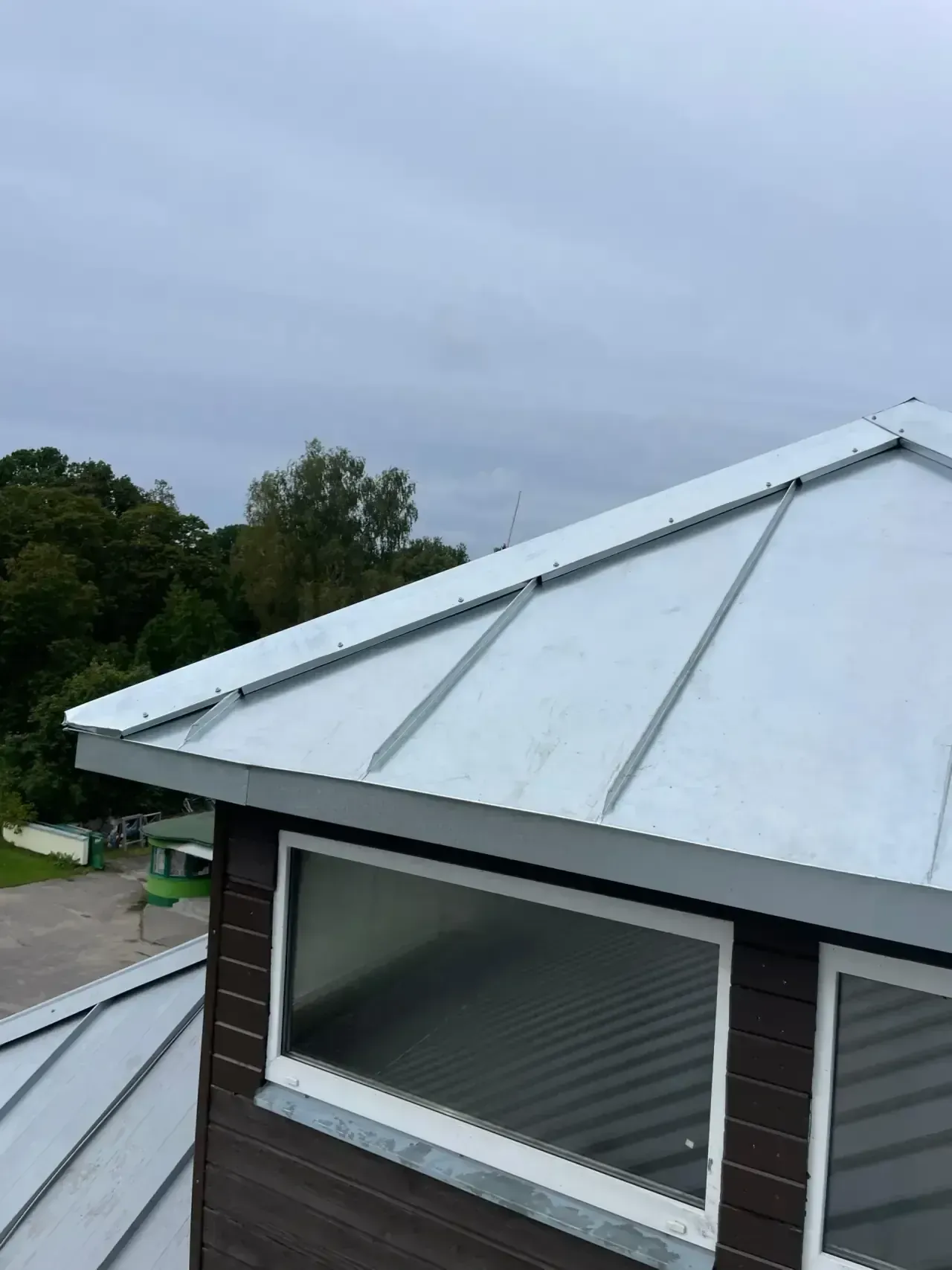 Galvanized Metal Profile Installation